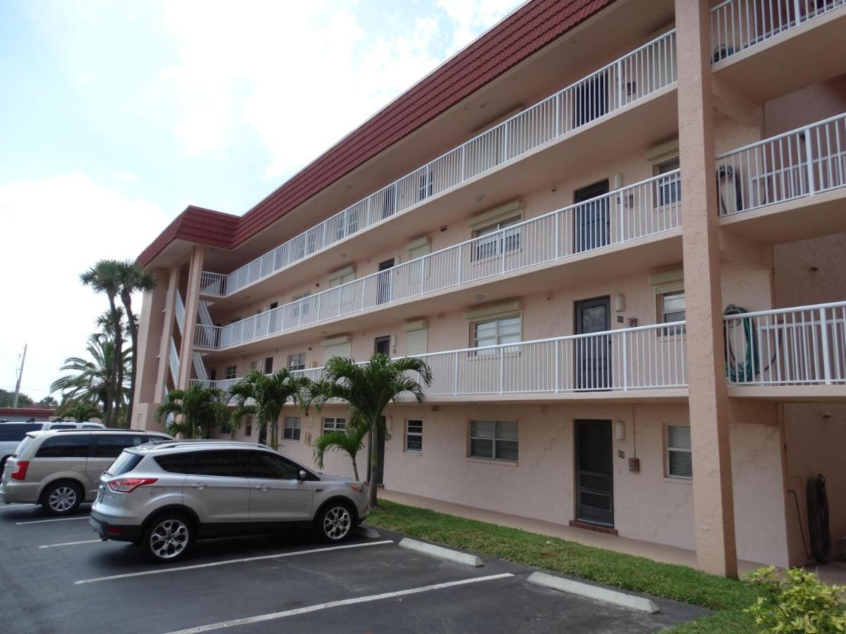 Spanish Main Unit 4- Direct Oceanfront Condo! Cocoa Beach Εξωτερικό φωτογραφία