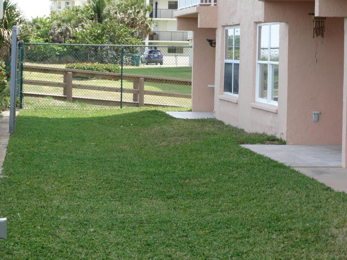 Spanish Main Unit 4- Direct Oceanfront Condo! Cocoa Beach Εξωτερικό φωτογραφία